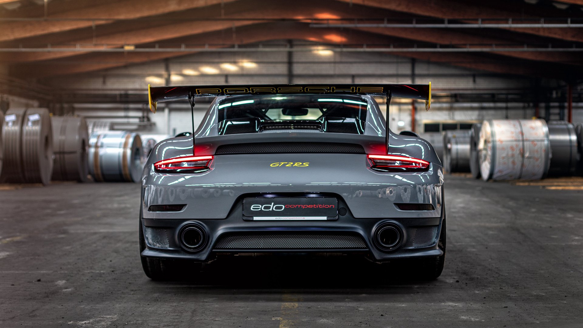 中国三人篮球男队攻守兼备 表现出色，中国三人篮球男篮